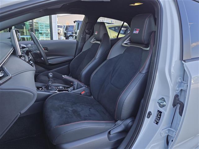 ＧＲカローラ ＲＺ　４ＷＤ　６ＭＴ　純正ディスプレイオーディオ　コネクトナビ　フルセグテレビ　トヨタセーフティセンス　純正ＢＢＳ製１８インチアルミホイール　カラードキャリパー　シートヒーター　ＥＴＣ２．０　ハンドルヒータ（28枚目）