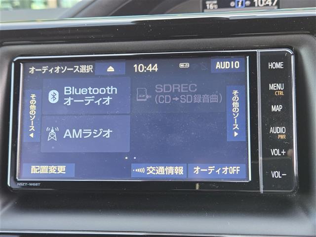 ヴォクシー ＺＳ　モデリスタエアロ　純正ナビ　フルセグ　バックカメラ　クルーズコントロール　パワースライドドア　衝突軽減ブレーキ　レーンキープアシスト　コーナーセンサー　オートマチックハイビーム　スマートキー　ＢＴ接続（6枚目）