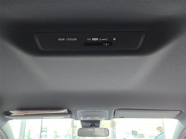 ヴォクシー ＺＳ　モデリスタエアロ　純正ナビ　フルセグ　バックカメラ　クルーズコントロール　パワースライドドア　衝突軽減ブレーキ　レーンキープアシスト　コーナーセンサー　オートマチックハイビーム　スマートキー　ＢＴ接続（21枚目）