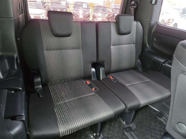 ヴォクシー ＺＳ　モデリスタエアロ　純正ナビ　フルセグ　バックカメラ　クルーズコントロール　パワースライドドア　衝突軽減ブレーキ　レーンキープアシスト　コーナーセンサー　オートマチックハイビーム　スマートキー　ＢＴ接続（25枚目）