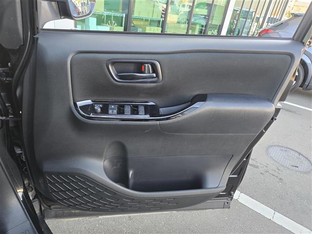 ヴォクシー ＺＳ　モデリスタエアロ　純正ナビ　フルセグ　バックカメラ　クルーズコントロール　パワースライドドア　衝突軽減ブレーキ　レーンキープアシスト　コーナーセンサー　オートマチックハイビーム　スマートキー　ＢＴ接続（32枚目）