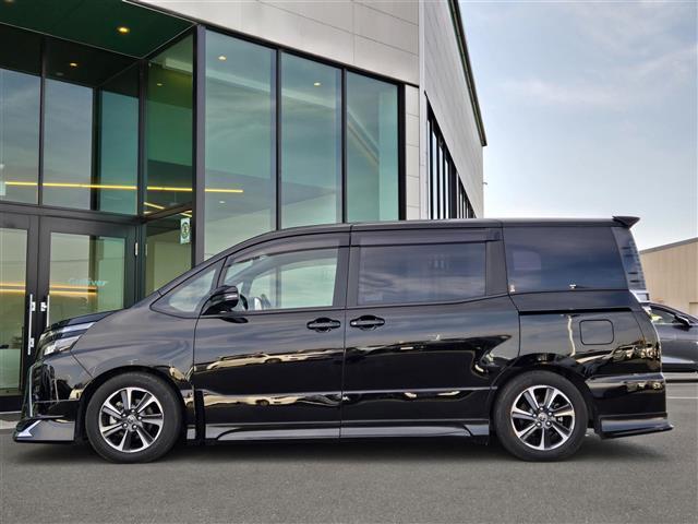 ヴォクシー ＺＳ　モデリスタエアロ　純正ナビ　フルセグ　バックカメラ　クルーズコントロール　パワースライドドア　衝突軽減ブレーキ　レーンキープアシスト　コーナーセンサー　オートマチックハイビーム　スマートキー　ＢＴ接続（37枚目）