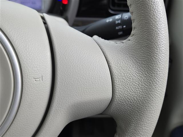 アルトラパン モード 全方位モニター 衝突軽減ブレーキ 車線逸脱警報 コーナーセンサー 純正ナビ フルセグTV ETC ドライブレコーダー シートヒーター ドアバイザー LEDヘッドライト オートライト スマートキー(17枚目)