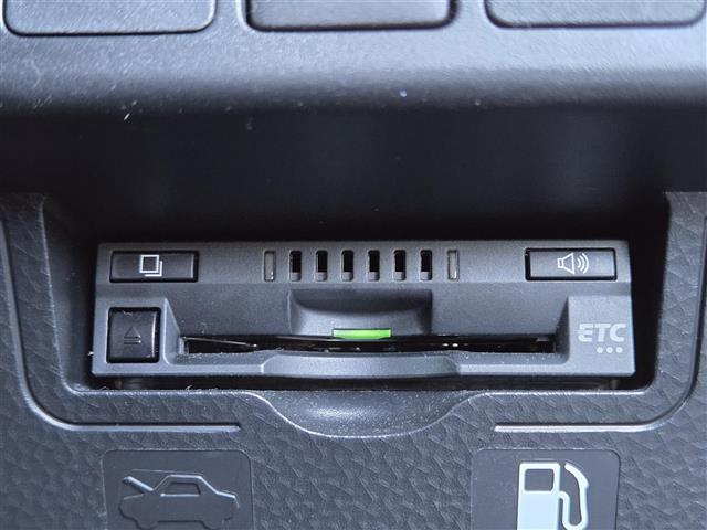 ルーミー Ｇ　純正ナビ　後方カメラ　ＥＴＣ　両側電動スライドドア　衝突軽減ブレーキ　横滑り防止装置　アイドリングストップ　ＬＥＤヘッドライト　フォグランプ　コーナーセンサー　プッシュスタート　スマートキー　パワステ（6枚目）