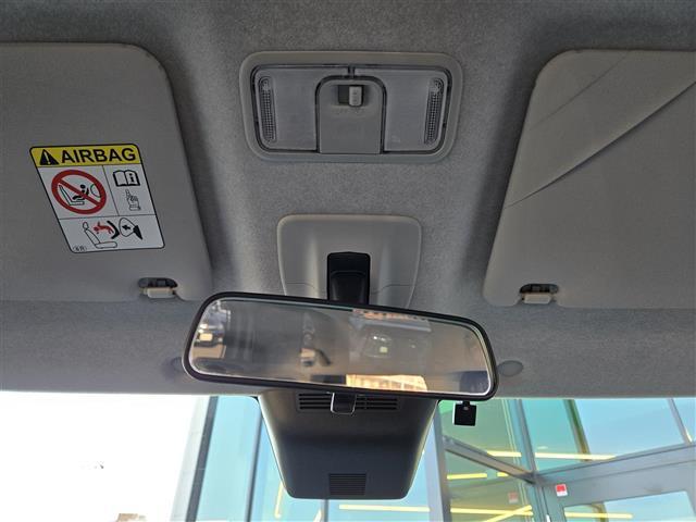 ルーミー Ｇ　純正ナビ　後方カメラ　ＥＴＣ　両側電動スライドドア　衝突軽減ブレーキ　横滑り防止装置　アイドリングストップ　ＬＥＤヘッドライト　フォグランプ　コーナーセンサー　プッシュスタート　スマートキー　パワステ（19枚目）