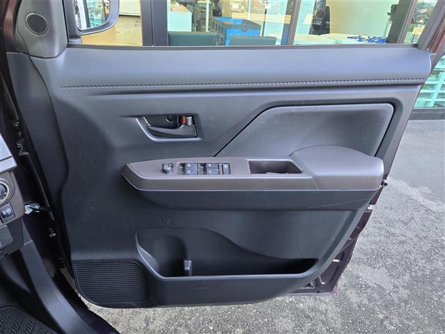 ルーミー Ｇ　純正ナビ　後方カメラ　ＥＴＣ　両側電動スライドドア　衝突軽減ブレーキ　横滑り防止装置　アイドリングストップ　ＬＥＤヘッドライト　フォグランプ　コーナーセンサー　プッシュスタート　スマートキー　パワステ（33枚目）