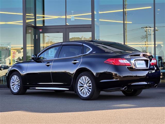 シーマ ハイブリッド VIP G BOSE 5.1chサラウンド 後席プライベートシアター サンルーフ 純正ナビ バックカメラ ETC ドラレコ レーダークルコン 革シート パワーシート シートヒーター エアシート 純正アルミホイール(43枚目)