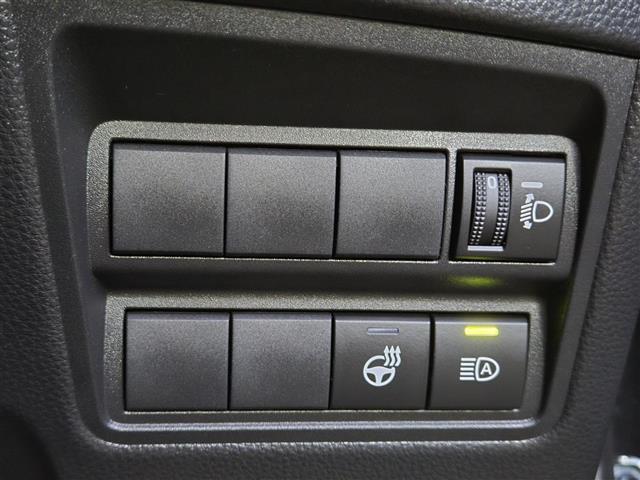 ヤリスクロス ハイブリッドＺ　アドベンチャー　純正ディスプレイオーディオ　バックカメラ　ビルトインＥＴＣ　パワーシート　シートヒーター　ハーフレザーシート　ステアリングヒーター　ＬＥＤヘッドライト　スマートキー　アダプティブクルーズ　２．０ＥＴＣ（15枚目）