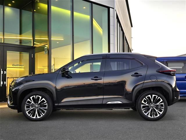 ヤリスクロス ハイブリッドＺ　アドベンチャー　純正ディスプレイオーディオ　バックカメラ　ビルトインＥＴＣ　パワーシート　シートヒーター　ハーフレザーシート　ステアリングヒーター　ＬＥＤヘッドライト　スマートキー　アダプティブクルーズ　２．０ＥＴＣ（38枚目）