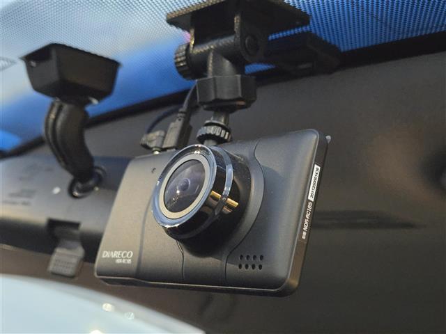 カローラフィールダー ハイブリッドG エアロツアラー・ダブルバイビー 純正7インチナビ Bluetooth接続 ドライブレコーダー バックカメラ 純正フロアマット 純正15インチアルミホイール ハーフレザーシート カーテンエアバッグ ドアバイザー オートライト ETC(6枚目)