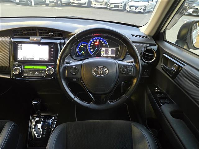 カローラフィールダー ハイブリッドG エアロツアラー・ダブルバイビー 純正7インチナビ Bluetooth接続 ドライブレコーダー バックカメラ 純正フロアマット 純正15インチアルミホイール ハーフレザーシート カーテンエアバッグ ドアバイザー オートライト ETC(8枚目)