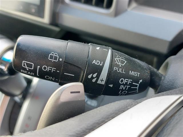 ステップワゴンスパーダ Ｚ　純正ナビ　クルーズコントロール　両側パワースライドドア　バックカメラ　純正１６インチＡＷ　ドライブレコーダー　ＬＥＤヘッドライト　ＥＴＣ　パドルシフト　純正フロアマット　フルセグＴＶ　スマートキー（16枚目）