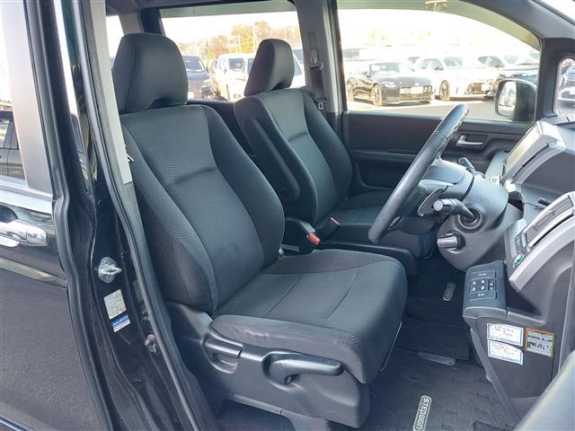 ステップワゴンスパーダ Ｚ　純正ナビ　クルーズコントロール　両側パワースライドドア　バックカメラ　純正１６インチＡＷ　ドライブレコーダー　ＬＥＤヘッドライト　ＥＴＣ　パドルシフト　純正フロアマット　フルセグＴＶ　スマートキー（24枚目）