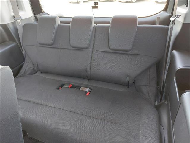 ステップワゴンスパーダ Ｚ　純正ナビ　クルーズコントロール　両側パワースライドドア　バックカメラ　純正１６インチＡＷ　ドライブレコーダー　ＬＥＤヘッドライト　ＥＴＣ　パドルシフト　純正フロアマット　フルセグＴＶ　スマートキー（29枚目）