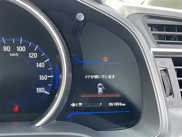 フィットハイブリッド Lパッケージ 純正ナビ バックカメラ ETC 衝突軽減 横滑り防止 クルーズコントロール ハーフレザーシート LEDヘッドライト コンフォートビューパッケージ あんしんパッケージ AUTOライト ナビ&TV LED(11枚目)