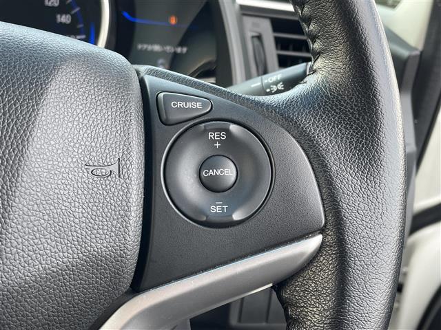 フィットハイブリッド Lパッケージ 純正ナビ バックカメラ ETC 衝突軽減 横滑り防止 クルーズコントロール ハーフレザーシート LEDヘッドライト コンフォートビューパッケージ あんしんパッケージ AUTOライト ナビ&TV LED(13枚目)