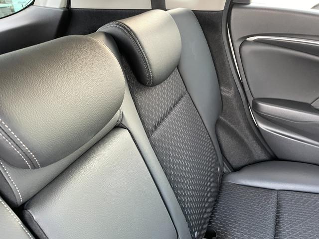 フィットハイブリッド Lパッケージ 純正ナビ バックカメラ ETC 衝突軽減 横滑り防止 クルーズコントロール ハーフレザーシート LEDヘッドライト コンフォートビューパッケージ あんしんパッケージ AUTOライト ナビ&TV LED(44枚目)