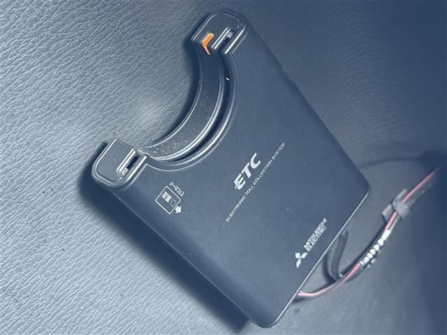 デリカＤ：５ Ｇ　パワーパッケージ　１１型ナビ　１０型後席モニター全方位カメラ　電動サイドステップ　ＪＡＯＳフロントリアスキットバー　リアラダー　マッドガード　衝突軽減　レーダークルーズコントロール　シートヒーター　ステアリングヒーター（11枚目）