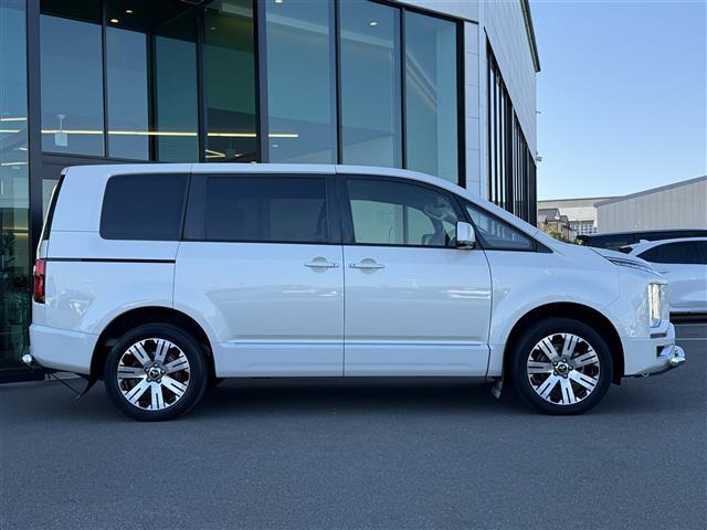 デリカＤ：５ Ｇ　パワーパッケージ　１１型ナビ　１０型後席モニター全方位カメラ　電動サイドステップ　ＪＡＯＳフロントリアスキットバー　リアラダー　マッドガード　衝突軽減　レーダークルーズコントロール　シートヒーター　ステアリングヒーター（31枚目）