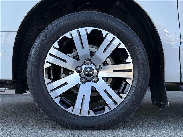 デリカＤ：５ Ｇ　パワーパッケージ　１１型ナビ　１０型後席モニター全方位カメラ　電動サイドステップ　ＪＡＯＳフロントリアスキットバー　リアラダー　マッドガード　衝突軽減　レーダークルーズコントロール　シートヒーター　ステアリングヒーター（39枚目）