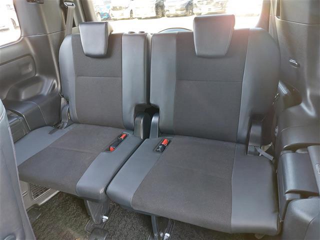 ノア Si ダブルバイビー SDナビ 両側パワースライド バックカメラ ハーフレザーシート プリクラッシュセーフティ レーンディパーチャーアラート 先行車発進告知 オートマチックハイビーム 社外アルミ付冬タイヤ有 禁煙車 ETC(28枚目)