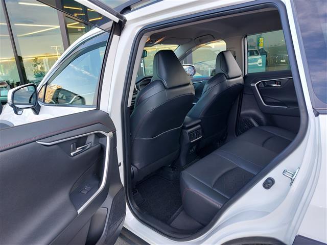 RAV4 アドベンチャー オフロードパッケージ セーフティセンス プリクラッシュ レーダークルーズコントロール ルーフレール 純正9型ナビ バックカメラ LEDライト シートヒーター ベンチレーション ブラインドスポットモニター パワーシート ナビ(27枚目)