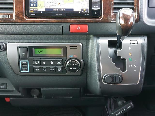 ハイエースバン スーパーGL 50TH アニバーサリーリミテッド セーフティセンス プリクラッシュセーフティ レーンキープアシスト オートハイビーム SDナビ バックカメラ 両側パワースライドドア LEDヘッドライト ベットキット ドラレコ ETC SDナビ 地デジ(17枚目)