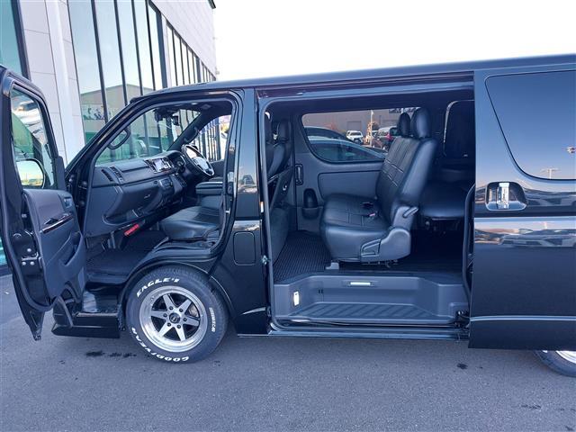 ハイエースバン スーパーGL 50TH アニバーサリーリミテッド セーフティセンス プリクラッシュセーフティ レーンキープアシスト オートハイビーム SDナビ バックカメラ 両側パワースライドドア LEDヘッドライト ベットキット ドラレコ ETC SDナビ 地デジ(32枚目)