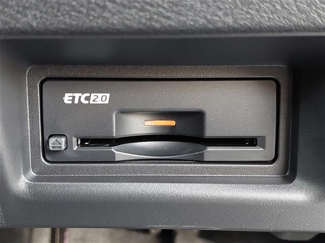 セレナ e-パワー ハイウェイスターV 登録済未使用車 12.3型ナビ プロパイロット アラウンドビューモニター インテリジェントルームミラー 前後ドライブレコーダー ETC2.0 ブラインドスポットモニター 両側電動スライドドア VDC(12枚目)