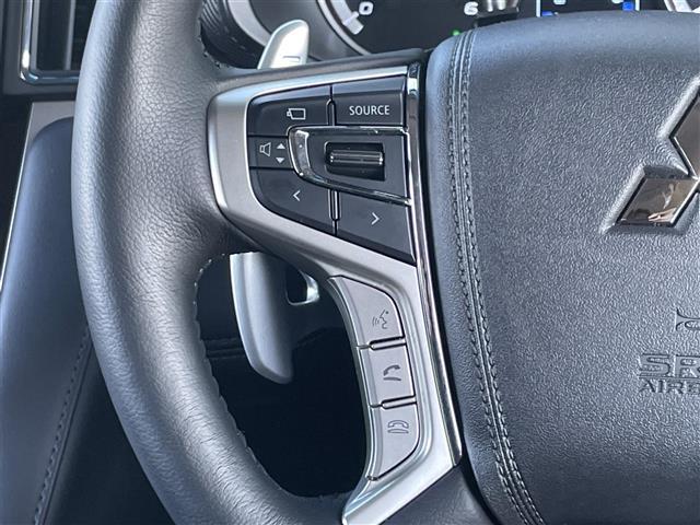 デリカD:5 P マルチアラウンドモニター 衝突軽減ブレーキ レーダークルーズコントロール 社外ナビ フルセグTV ETC ドライブレコーダー 両側電動スライドドア パワーバックドア シートヒーター パドルシフト 3列(4枚目)