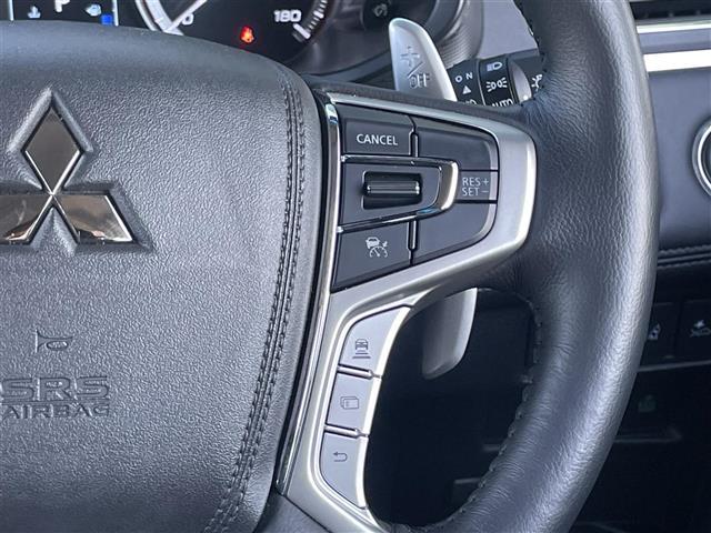 デリカD:5 P マルチアラウンドモニター 衝突軽減ブレーキ レーダークルーズコントロール 社外ナビ フルセグTV ETC ドライブレコーダー 両側電動スライドドア パワーバックドア シートヒーター パドルシフト 3列(5枚目)