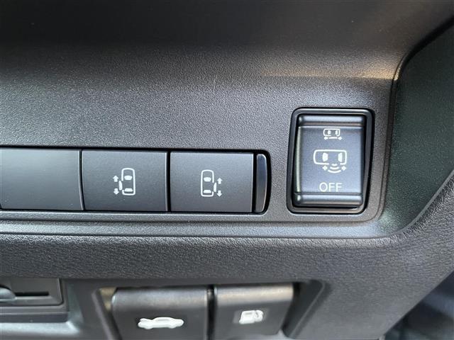 セレナ e-パワー ハイウェイスターV 登録済未使用車 12型ナビ 全方位カメラ ETC2.0 プロパイロット インテリジェントルームミラー 後席モニター ドライブレコーダー LEDライト コーナーセンサー 衝突軽減ブレーキ VDC LDP(11枚目)