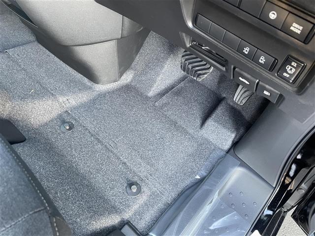 セレナ e-パワー ハイウェイスターV 登録済未使用車 12型ナビ 全方位カメラ ETC2.0 プロパイロット インテリジェントルームミラー 後席モニター ドライブレコーダー LEDライト コーナーセンサー 衝突軽減ブレーキ VDC LDP(31枚目)