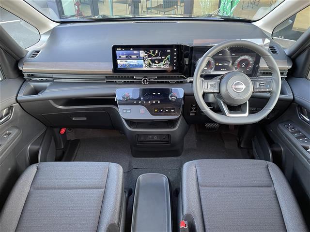 セレナ e-パワー ハイウェイスターV 登録済未使用車 12型ナビ 全方位カメラ ETC2.0 プロパイロット インテリジェントルームミラー 後席モニター ドライブレコーダー LEDライト コーナーセンサー 衝突軽減ブレーキ VDC LDP(42枚目)