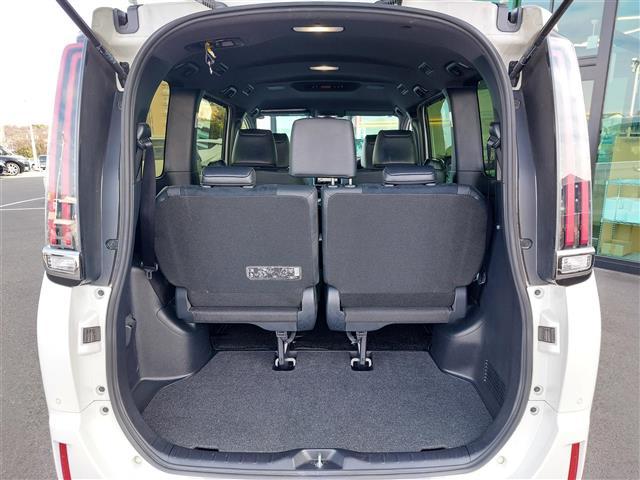 エスクァイア Ｇｉ　プレミアムパッケージ　ブラックテーラード　トヨタセーフティセンス　クルーズコントロール　社外ナビ　フルセグＴＶ　バックカメラ　ＥＴＣ　シートヒーター　両側電動スライドドア　ハーフレザーシート　コーナーセンサー　純正アルミホイール　スマートキー（32枚目）