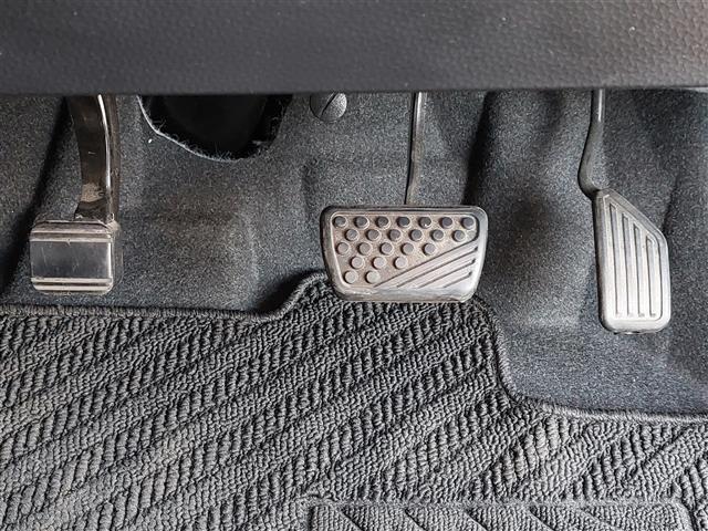 ルーミー カスタムＧ－Ｔ　純正ナビ　パノラミックビューモニタードラレコ　ＥＴＣ　両側電動スライドドア　クルーズコントロール　ＬＥＤヘッドライト　フォグランプ　コーナーセンサー　シートヒーター　衝突軽減ブレーキ　横滑り防止（23枚目）