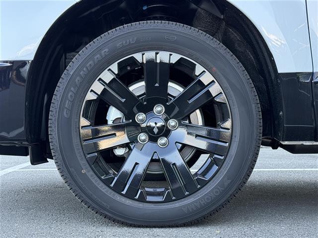 デリカＤ：５ 　登録済未使用車　専用ＡＬＰＩＮＥ１１型ナビ・フルセグＴＶ・Ｂｌｕｅｔｏｏｔｈ　全方位カメラ　パワーバックドア　ブラインドスポット　両側パワースライド　三菱ｅ－Ａｓｓｉｓｔ　Ｄ／Ｎ席シートヒーター（40枚目）