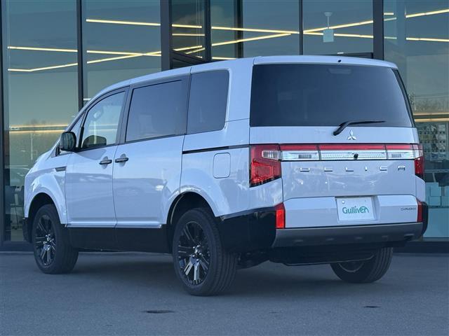 デリカＤ：５ 　登録済未使用車　専用ＡＬＰＩＮＥ１１型ナビ・フルセグＴＶ・Ｂｌｕｅｔｏｏｔｈ　全方位カメラ　パワーバックドア　ブラインドスポット　両側パワースライド　三菱ｅ－Ａｓｓｉｓｔ　Ｄ／Ｎ席シートヒーター（43枚目）