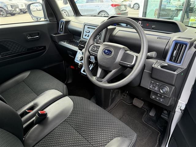 シフォン カスタムＲ　スマートアシスト　ワンオーナー　衝突軽減　横滑り防止　ロングスライド　アイドリングストップ　両側電動スライドドア　ドライブレコーダー　シートヒーター　ハーフレザーシート　後席サンシェイド　純正ＣＤプレイヤー　Ａストップ（16枚目）