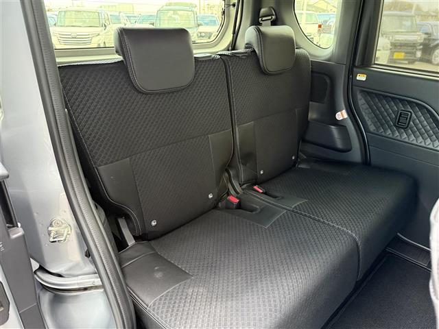 シフォン カスタムＲ　スマートアシスト　ワンオーナー　衝突軽減　横滑り防止　ロングスライド　アイドリングストップ　両側電動スライドドア　ドライブレコーダー　シートヒーター　ハーフレザーシート　後席サンシェイド　純正ＣＤプレイヤー　Ａストップ（17枚目）