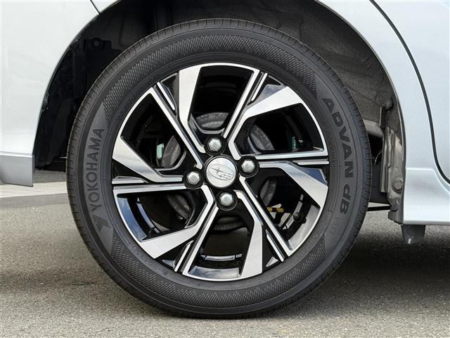 シフォン カスタムＲ　スマートアシスト　ワンオーナー　衝突軽減　横滑り防止　ロングスライド　アイドリングストップ　両側電動スライドドア　ドライブレコーダー　シートヒーター　ハーフレザーシート　後席サンシェイド　純正ＣＤプレイヤー　Ａストップ（38枚目）