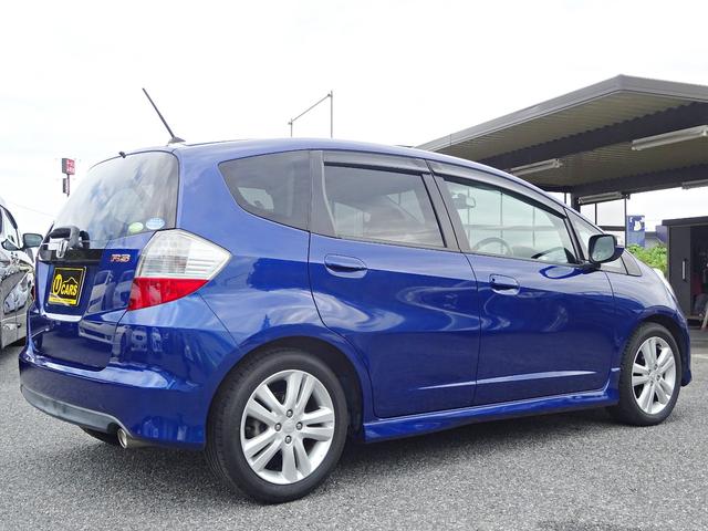 RS 車検整備2年付き HDDナビ DVD再生 音楽録音 バックカメラ キーレス オートライト オートエアコン Fドラレコ 革巻きステアリング パドルシフト HIDライト 純正16AW タイミングチェーン(57枚目)