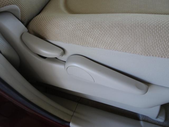 ポルテ １３０ｉ　ＨＩＤセレクション　車検整備２年付き　禁煙車　ＳＤナビ　ＤＶＤ再生　フルセグ　Ｂｌｕｅｔｏｏｔｈ音楽　キーレス　左電動ドア　前後コーナーセンサー　ＨＩＤライト　フォグランプ　記録簿　タイミングチェーン　新品バッテリー（17枚目）