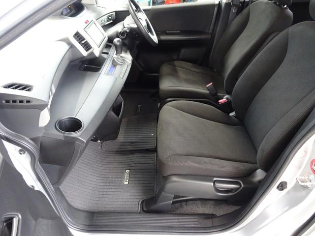 フリード X サイドリフトアップシート 禁煙車 メモリーナビ DVD ワンセグ Bカメラ BT音楽 スマートキー ETC オートエアコン ステアリモコン 左電動スライドドア HID 社外15インチAW Tチェーン(15枚目)