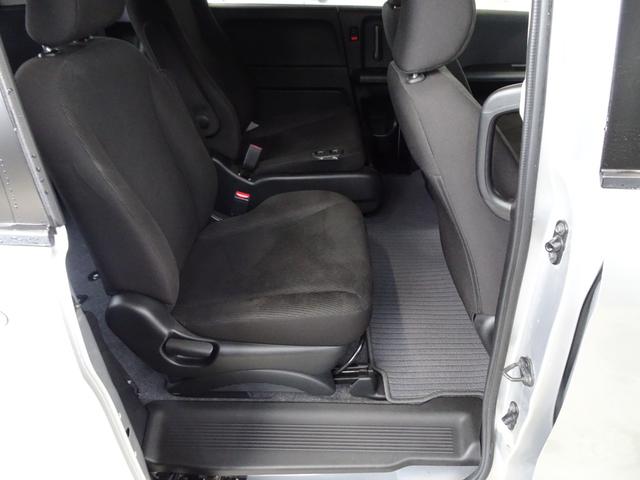 フリード X サイドリフトアップシート 禁煙車 メモリーナビ DVD ワンセグ Bカメラ BT音楽 スマートキー ETC オートエアコン ステアリモコン 左電動スライドドア HID 社外15インチAW Tチェーン(19枚目)