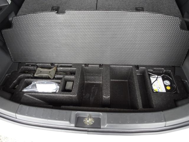 ソリオ G ユーザー買取車 ディスプレイ付きオーディオ バックカメラ CD USB AUX スマートキー ステアリモコン 左電動スライドドア シートリフター 社外LEDヘッドライト タイミングチェーン 新品タイヤ(25枚目)