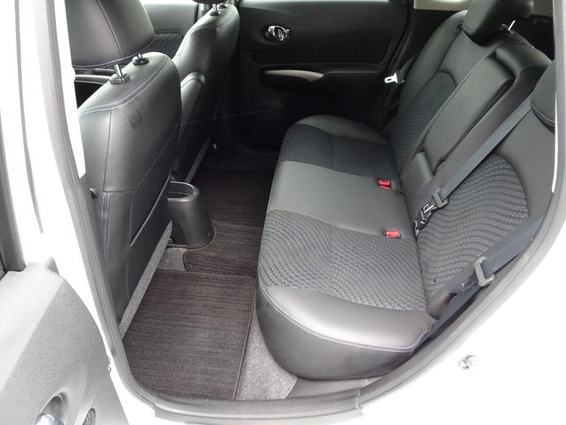 ノート メダリスト 禁煙車 SDナビ DVD再生 フルセグ 全方位カメラ BT音楽 ETC スマートキー Aライト オートエアコン ハーフレザー Aストップ シートリフター 社外14AW Tチェーン タイヤ4本新品(19枚目)