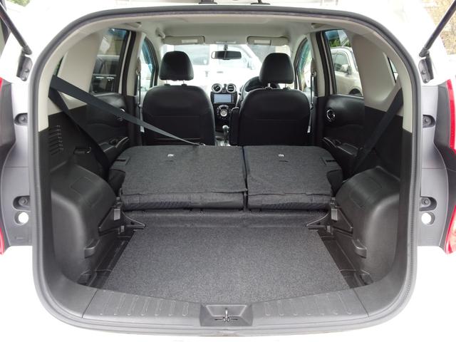 ノート メダリスト 禁煙車 SDナビ DVD再生 フルセグ 全方位カメラ BT音楽 ETC スマートキー Aライト オートエアコン ハーフレザー Aストップ シートリフター 社外14AW Tチェーン タイヤ4本新品(22枚目)