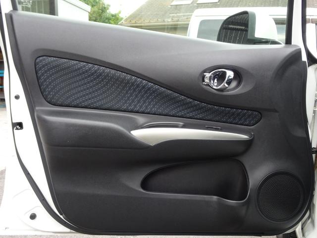 ノート メダリスト 禁煙車 SDナビ DVD再生 フルセグ 全方位カメラ BT音楽 ETC スマートキー Aライト オートエアコン ハーフレザー Aストップ シートリフター 社外14AW Tチェーン タイヤ4本新品(40枚目)