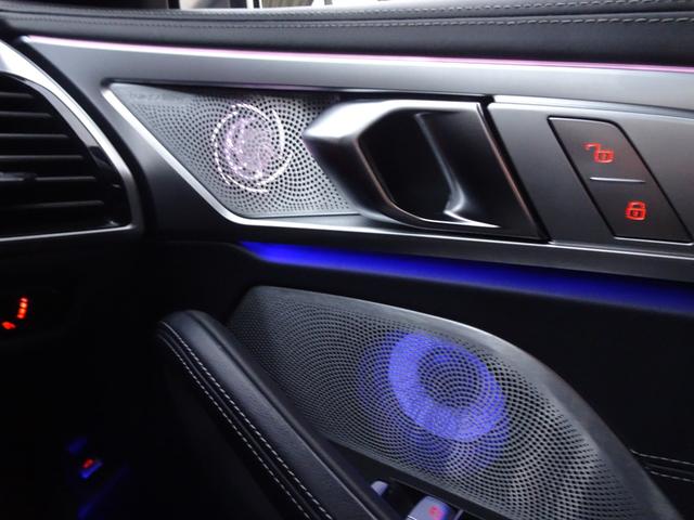 8シリーズ M850i xDrive グランクーペ 4WD 禁煙車 ガラスサンルーフ B&Wダイヤモンドサラウンド 3Dデザインエアロ 3Dデザインマフラー H&Rダウンサス ナビ ETC アラウンドビュー 本革シート シートヒーター&ベンチレーション(53枚目)